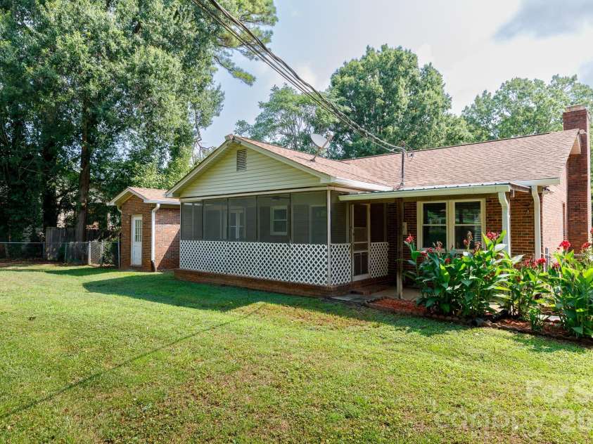 1667 Heatherhill Road, Rock Hill, SC 29732.  MLS# CAR4408660, YatesRealty ID 40545. 