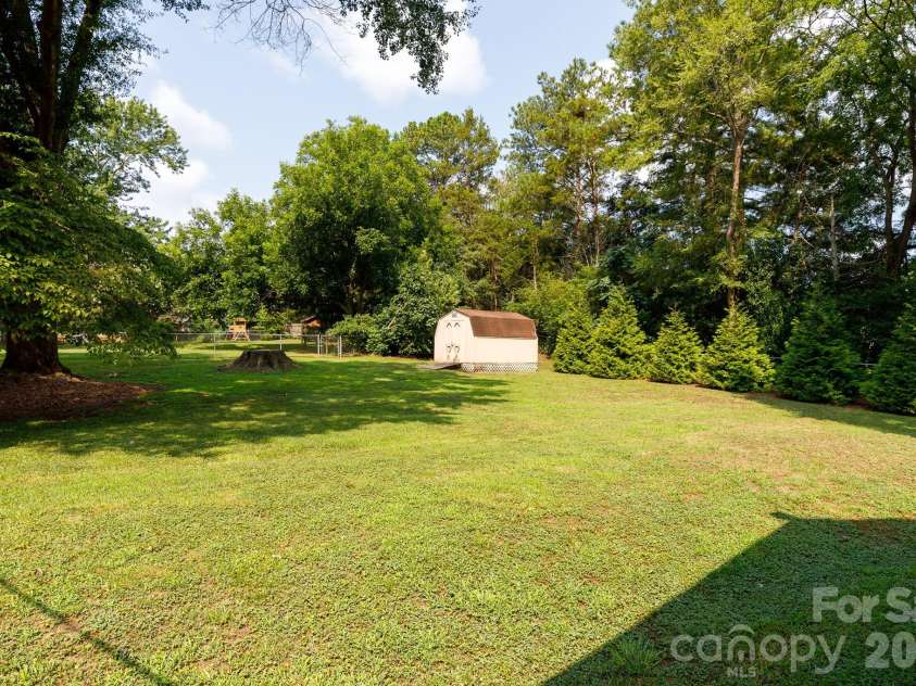 1667 Heatherhill Road, Rock Hill, SC 29732.  MLS# CAR4408660, YatesRealty ID 40545. 