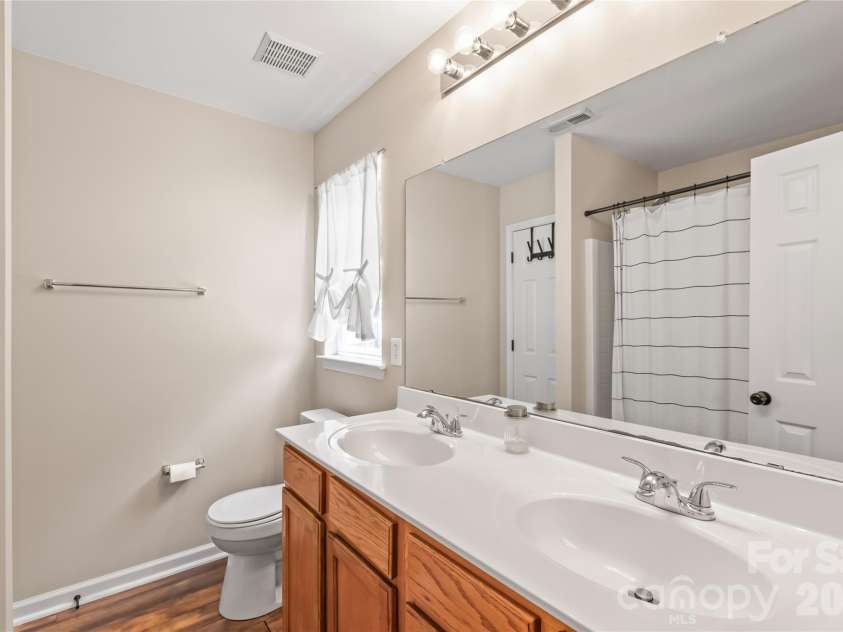 251 Summit Park Court, Kannapolis, NC 28083.  MLS# CAR4399190, YatesRealty ID 40546. Primary Bathroom with dual sinks