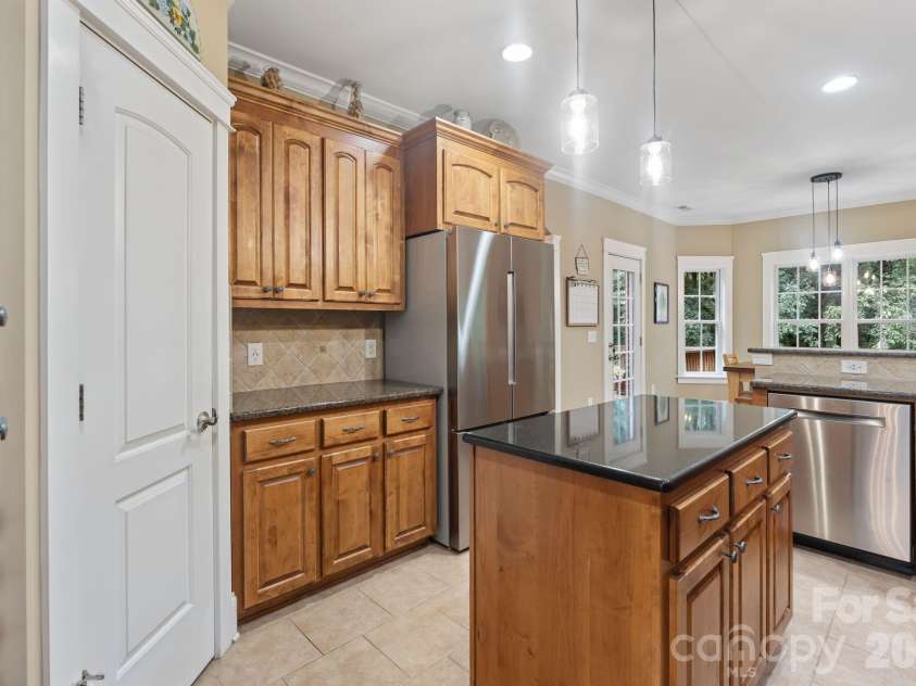 138 Fox Hunt Drive, Mooresville, NC 28117.  MLS# CAR4401628, YatesRealty ID 40547. 