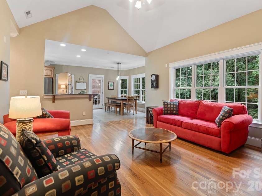 138 Fox Hunt Drive, Mooresville, NC 28117.  MLS# CAR4401628, YatesRealty ID 40547. 