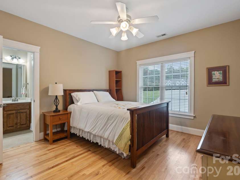 138 Fox Hunt Drive, Mooresville, NC 28117.  MLS# CAR4401628, YatesRealty ID 40547. 