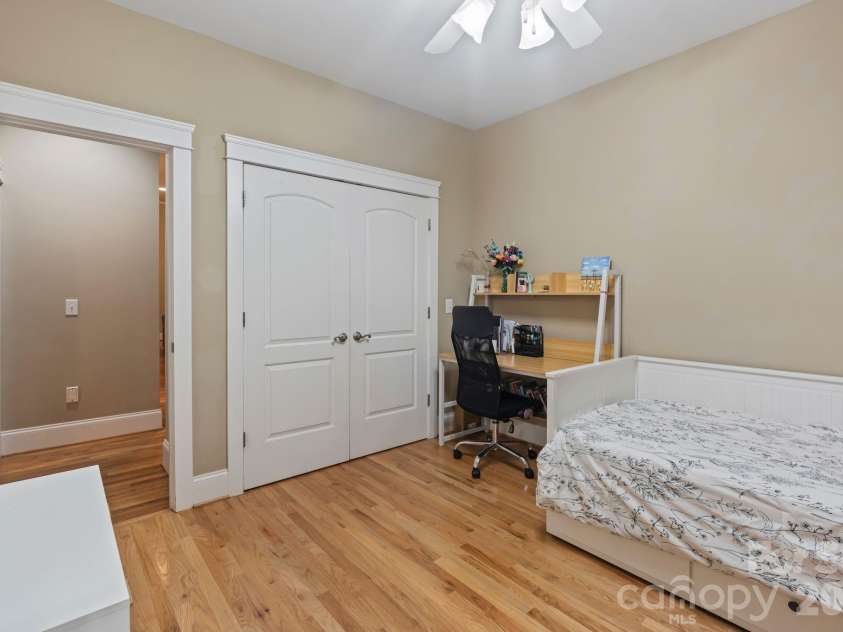 138 Fox Hunt Drive, Mooresville, NC 28117.  MLS# CAR4401628, YatesRealty ID 40547. 