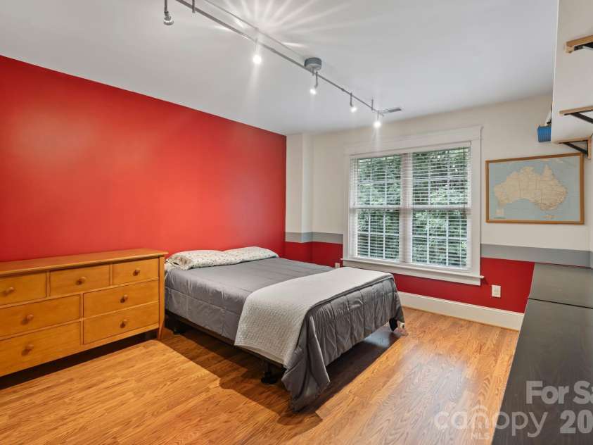 138 Fox Hunt Drive, Mooresville, NC 28117.  MLS# CAR4401628, YatesRealty ID 40547. 