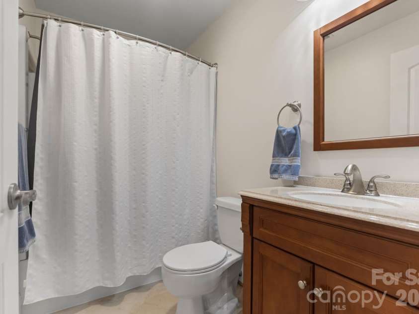 138 Fox Hunt Drive, Mooresville, NC 28117.  MLS# CAR4401628, YatesRealty ID 40547. 