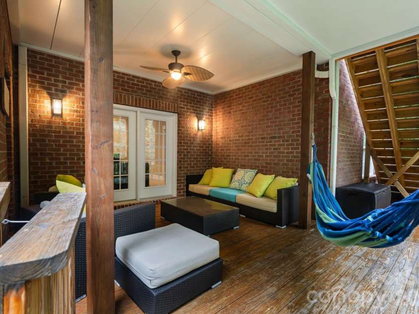 138 Fox Hunt Drive, Mooresville, NC 28117.  MLS# CAR4401628, YatesRealty ID 40547. 