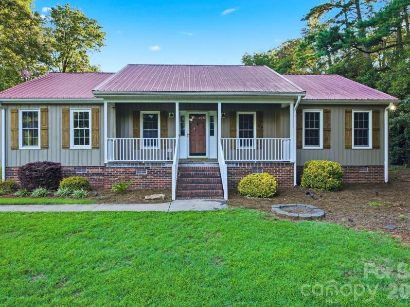 1905 Stokes Ferry Road, Salisbury, NC 28146.  MLS# CAR4404046, YatesRealty ID 40548. 
