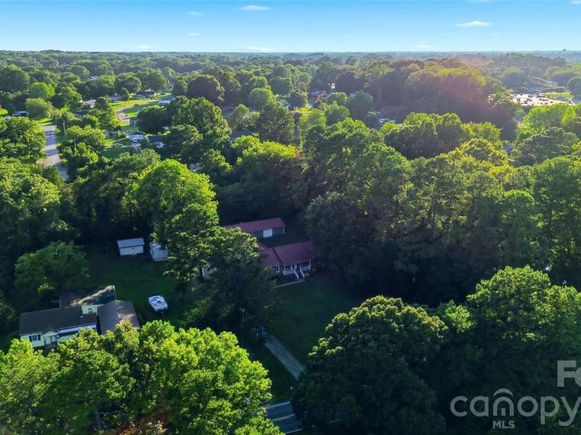 1905 Stokes Ferry Road, Salisbury, NC 28146.  MLS# CAR4404046, YatesRealty ID 40548. 