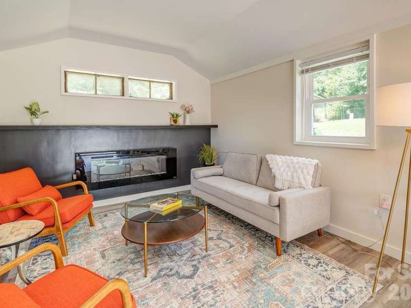 78 Morris Street, Asheville, NC 28806.  MLS# CAR4402363, YatesRealty ID 40549. Electric fireplace