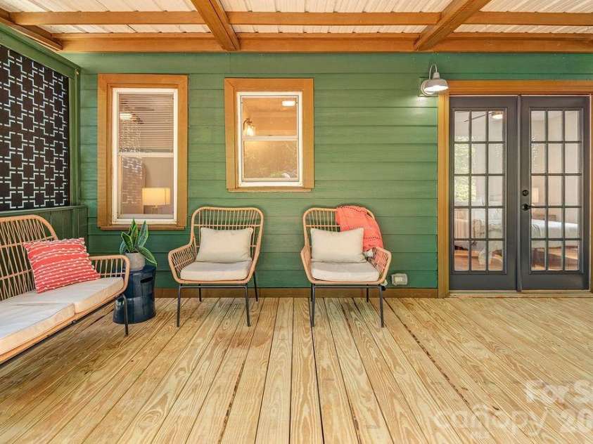 78 Morris Street, Asheville, NC 28806.  MLS# CAR4402363, YatesRealty ID 40549. Private covered back porch