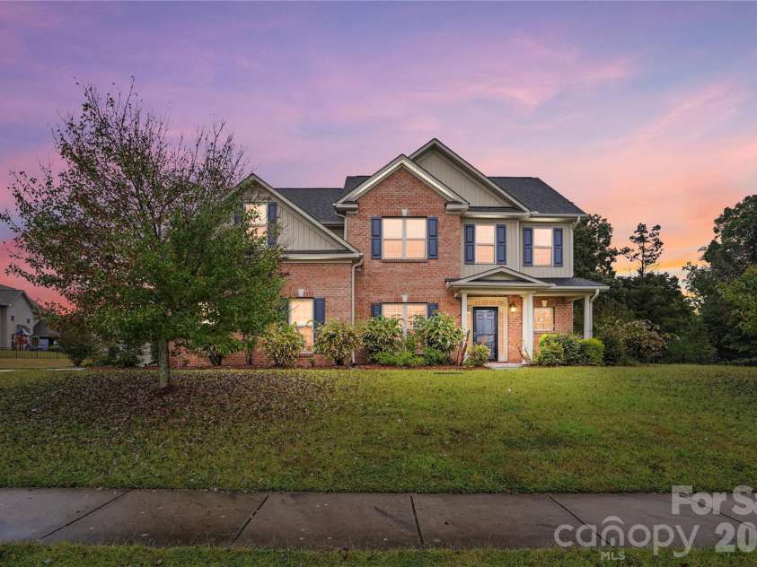 2365 Baxter Place, Concord, NC 28025.  MLS# CAR4307880, YatesRealty ID 4055. 2365 Baxter Pl