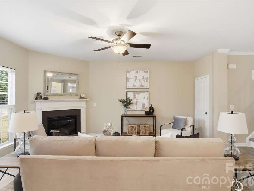 2365 Baxter Place, Concord, NC 28025.  MLS# CAR4307880, YatesRealty ID 4055. Great Room