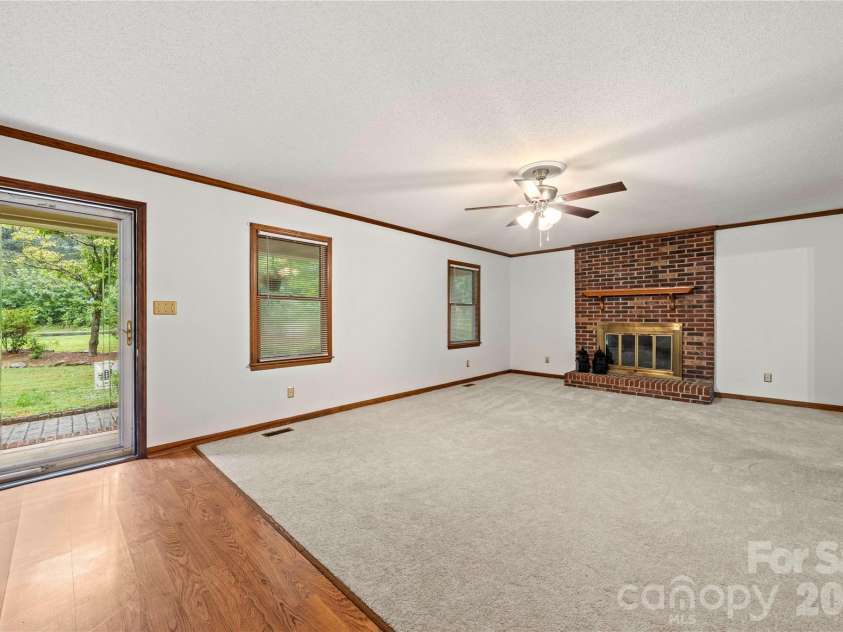101 Magnolia Drive, Mount Holly, NC 28120.  MLS# CAR4407212, YatesRealty ID 40550. 