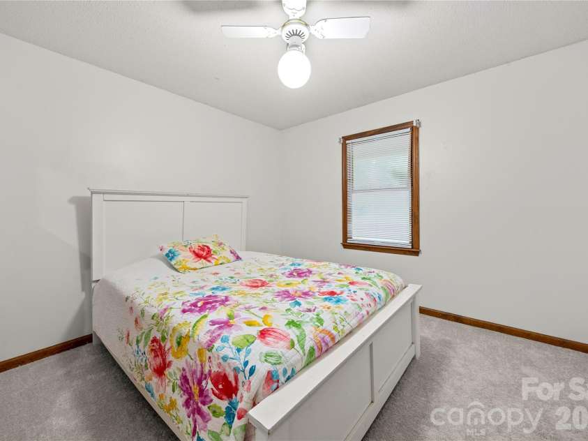 101 Magnolia Drive, Mount Holly, NC 28120.  MLS# CAR4407212, YatesRealty ID 40550. 