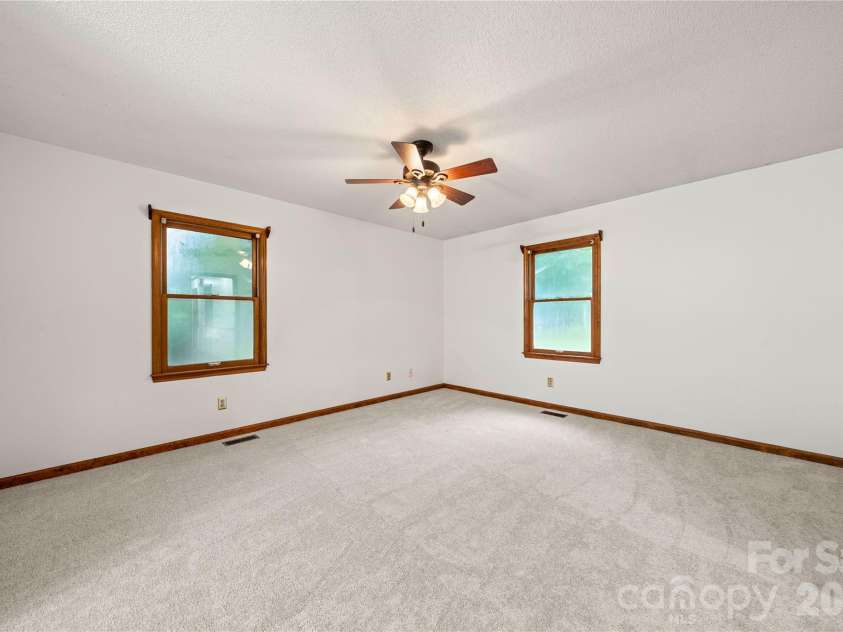 101 Magnolia Drive, Mount Holly, NC 28120.  MLS# CAR4407212, YatesRealty ID 40550. 