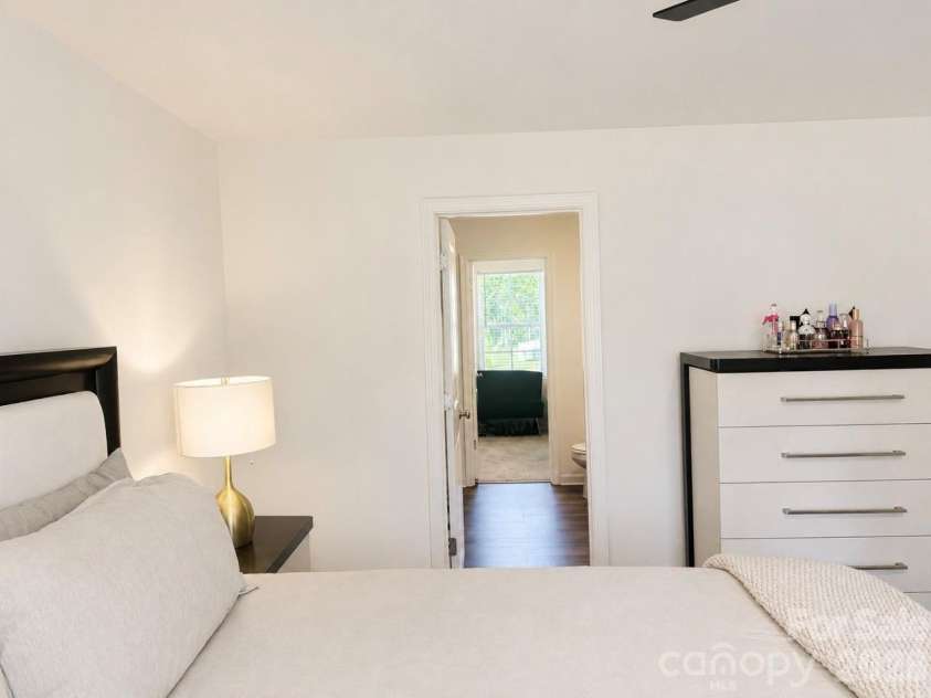 219 Sundial Drive, Lexington, NC 27295.  MLS# CAR4383429, YatesRealty ID 40551. 