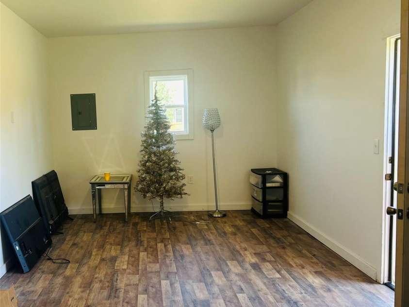 219 Sundial Drive, Lexington, NC 27295.  MLS# CAR4383429, YatesRealty ID 40551. Shed second side