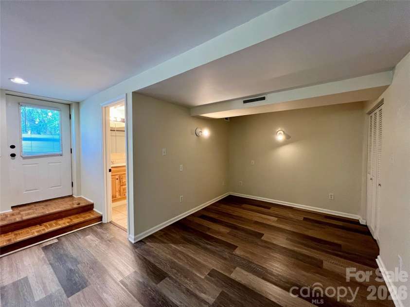 19 Saluda Street, Asheville, NC 28806.  MLS# CAR4405098, YatesRealty ID 40552. 