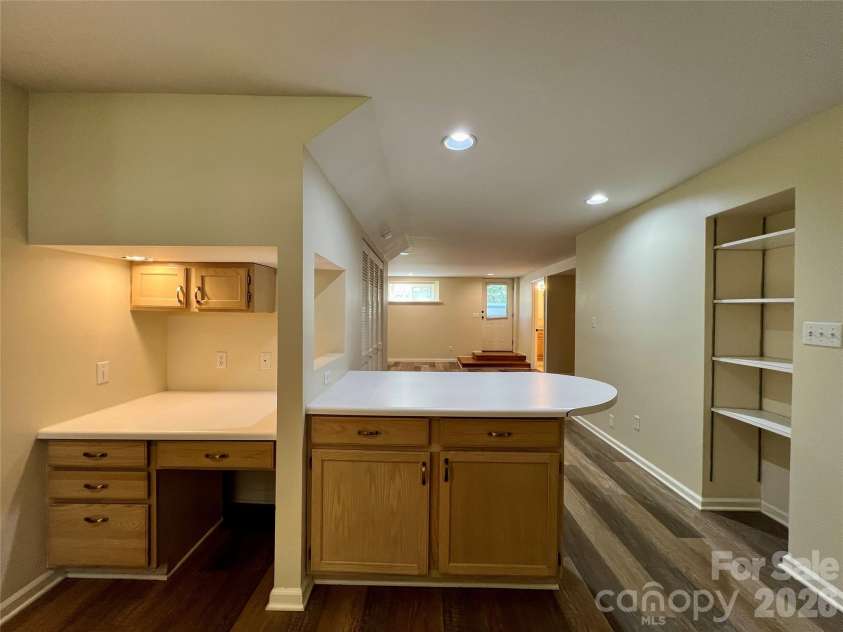 19 Saluda Street, Asheville, NC 28806.  MLS# CAR4405098, YatesRealty ID 40552. 