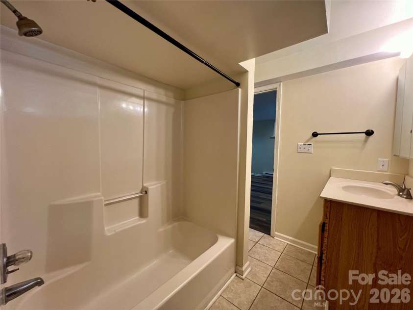 19 Saluda Street, Asheville, NC 28806.  MLS# CAR4405098, YatesRealty ID 40552. 