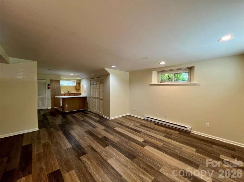 19 Saluda Street, Asheville, NC 28806.  MLS# CAR4405098, YatesRealty ID 40552. 