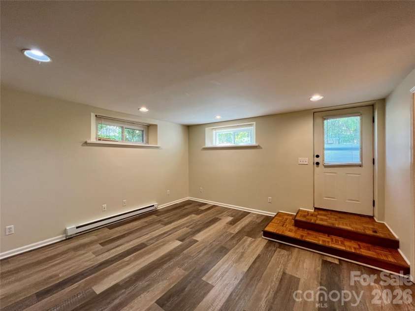 19 Saluda Street, Asheville, NC 28806.  MLS# CAR4405098, YatesRealty ID 40552. 