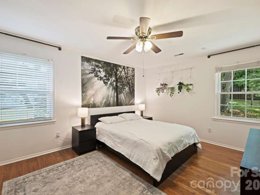 9301 Hinson Drive, Matthews, NC 28105.  MLS# CAR4405701, YatesRealty ID 40553. Primary bedroom