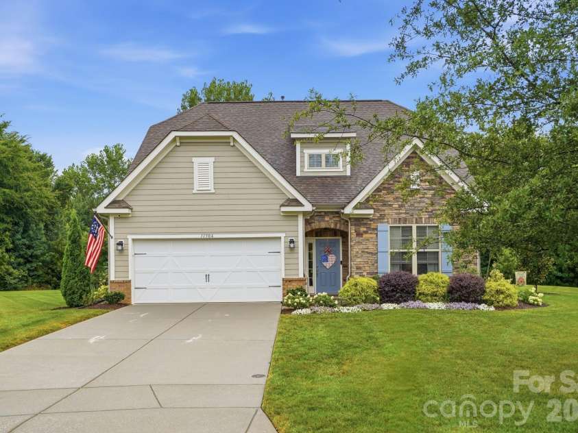 11504 Vista Ridge Court, Midland, NC 28107.  MLS# CAR4407751, YatesRealty ID 40555. 
