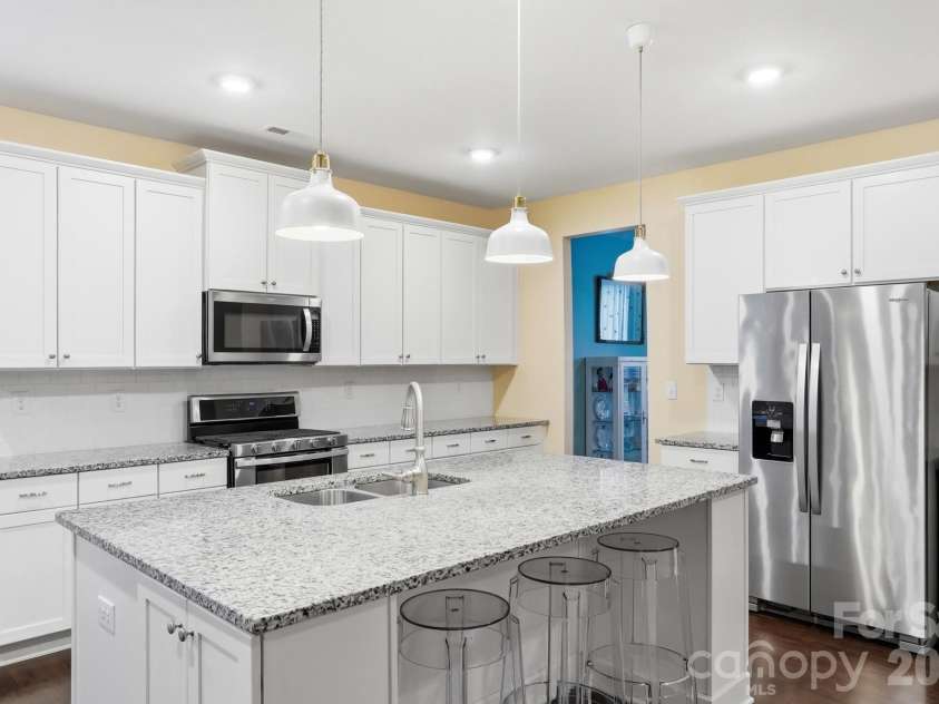 11504 Vista Ridge Court, Midland, NC 28107.  MLS# CAR4407751, YatesRealty ID 40555. 