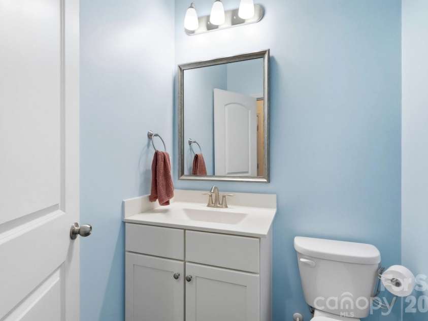 11504 Vista Ridge Court, Midland, NC 28107.  MLS# CAR4407751, YatesRealty ID 40555. 