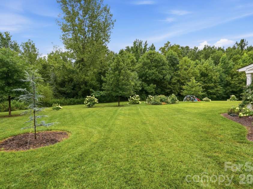 11504 Vista Ridge Court, Midland, NC 28107.  MLS# CAR4407751, YatesRealty ID 40555. 
