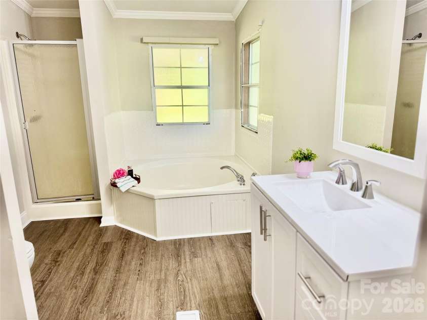 121 C & K Drive, Taylorsville, NC 28681.  MLS# CAR4360129, YatesRealty ID 40556. 