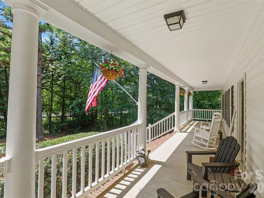8401 Shelley Mullis Road, Fort Mill, SC 29707.  MLS# CAR4409649, YatesRealty ID 40557. 