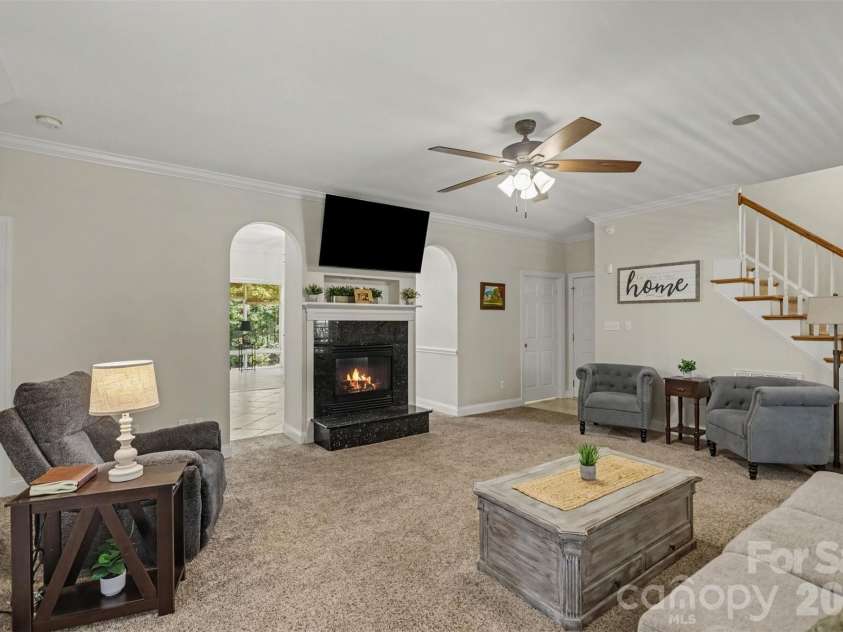 8401 Shelley Mullis Road, Fort Mill, SC 29707.  MLS# CAR4409649, YatesRealty ID 40557. 