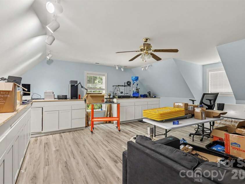 8401 Shelley Mullis Road, Fort Mill, SC 29707.  MLS# CAR4409649, YatesRealty ID 40557. 