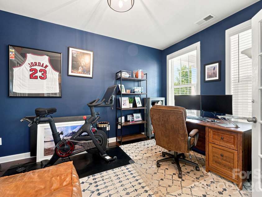 445 Hudson Place, Davidson, NC 28036.  MLS# CAR4407866, YatesRealty ID 40558. 