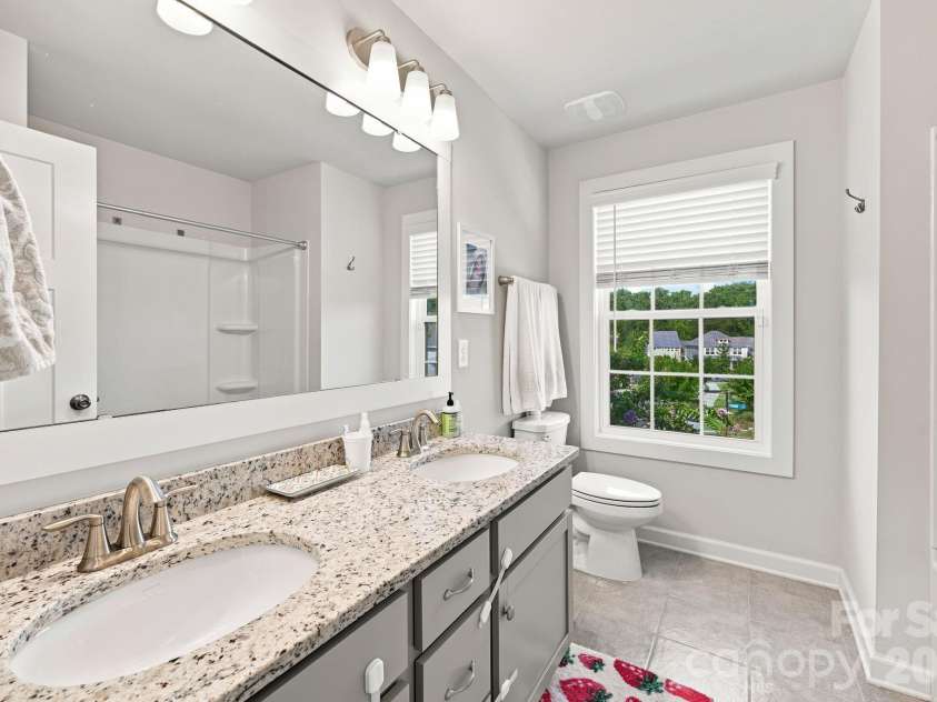 445 Hudson Place, Davidson, NC 28036.  MLS# CAR4407866, YatesRealty ID 40558. 