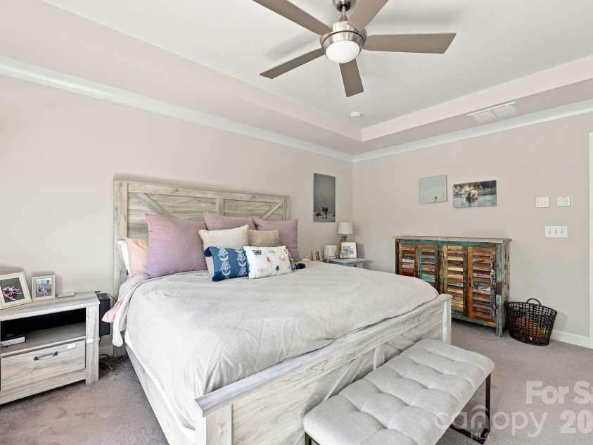 445 Hudson Place, Davidson, NC 28036.  MLS# CAR4407866, YatesRealty ID 40558. 