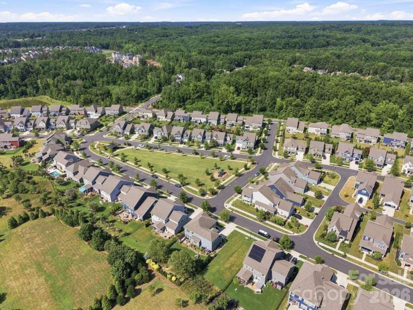 445 Hudson Place, Davidson, NC 28036.  MLS# CAR4407866, YatesRealty ID 40558. 