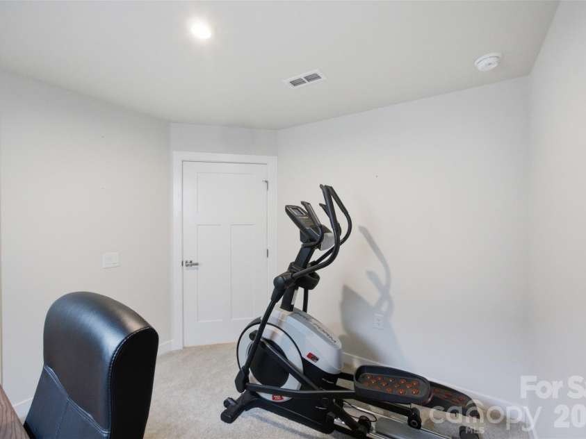 4104 Mackinnon Drive, Charlotte, NC 28214.  MLS# CAR4408194, YatesRealty ID 40559. 