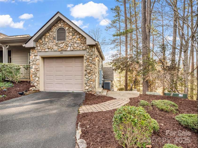 142 Stonecrest Court, Lake Lure, NC 28746.  MLS# CAR4237751, YatesRealty ID 4056. 