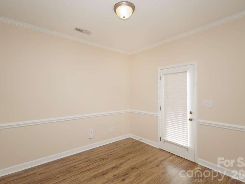 12355 Walden Lea Drive, Huntersville, NC 28078.  MLS# CAR4407832, YatesRealty ID 40560. Dining