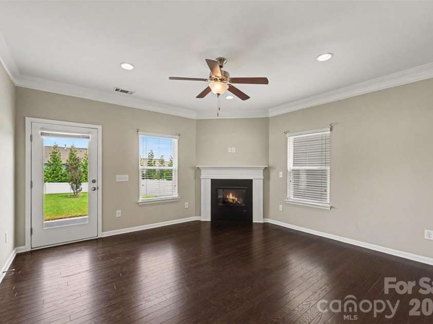 239 Sycamore Drive, Lancaster, SC 29720.  MLS# CAR4406079, YatesRealty ID 40561. 
