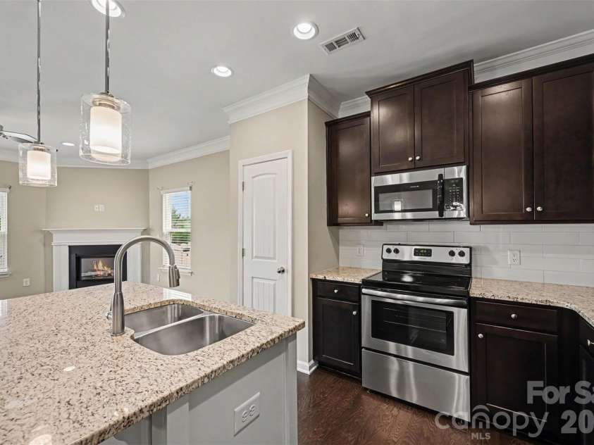 239 Sycamore Drive, Lancaster, SC 29720.  MLS# CAR4406079, YatesRealty ID 40561. 