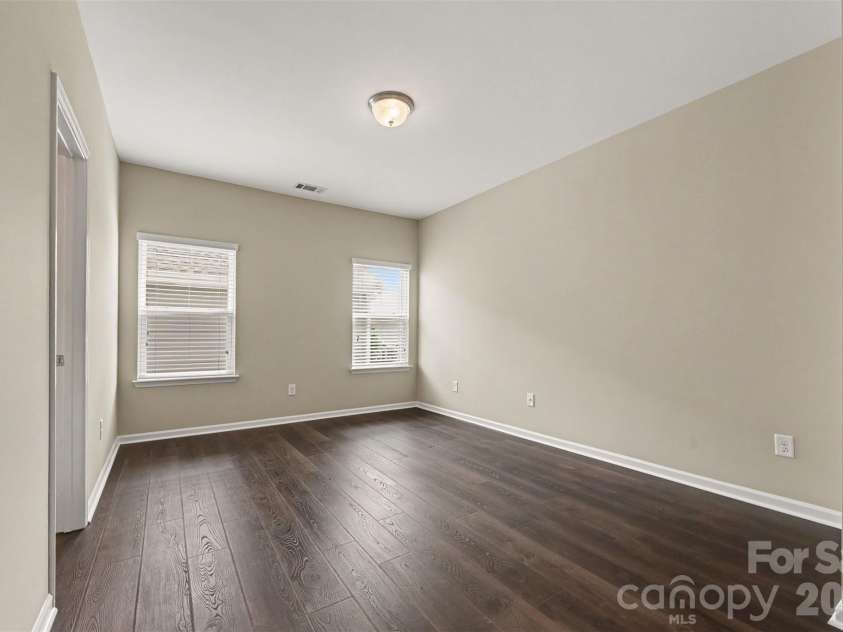 239 Sycamore Drive, Lancaster, SC 29720.  MLS# CAR4406079, YatesRealty ID 40561. 