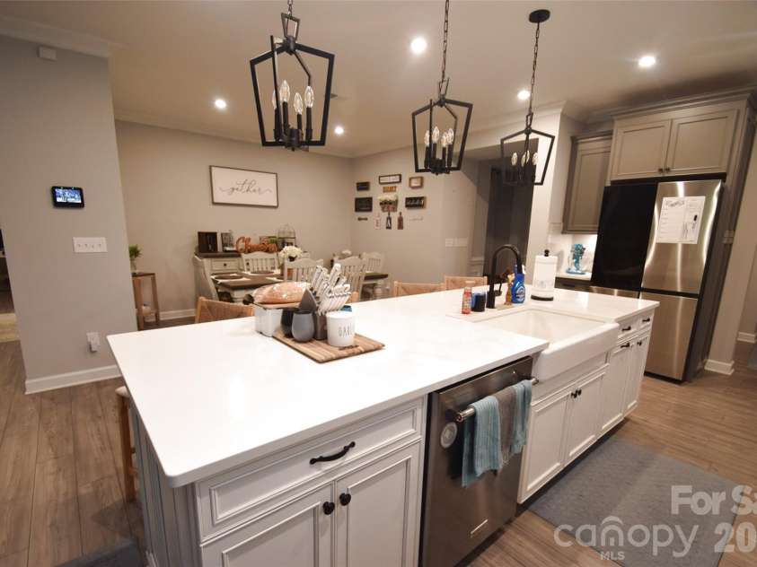 9654 Liberty Hill Drive, Mint Hill, NC 28227.  MLS# CAR4408915, YatesRealty ID 40562. 
