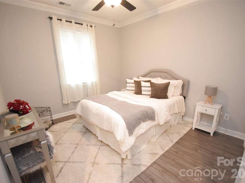 9654 Liberty Hill Drive, Mint Hill, NC 28227.  MLS# CAR4408915, YatesRealty ID 40562. 