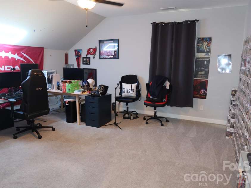 9654 Liberty Hill Drive, Mint Hill, NC 28227.  MLS# CAR4408915, YatesRealty ID 40562. 