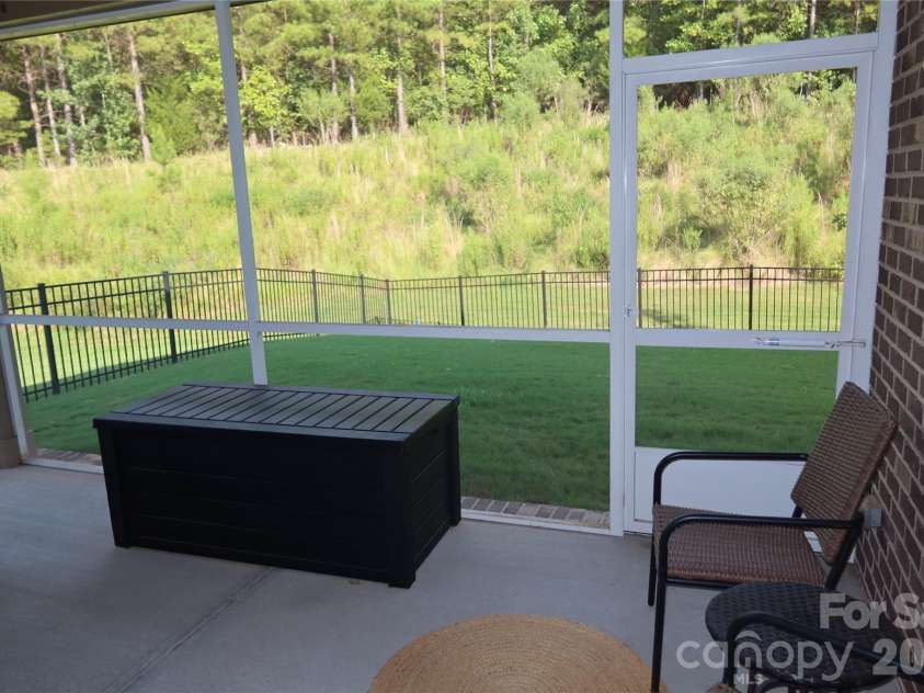 9654 Liberty Hill Drive, Mint Hill, NC 28227.  MLS# CAR4408915, YatesRealty ID 40562. 