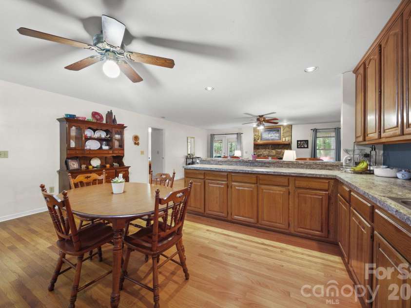 832 Old Cedar Circle, York, SC 29745.  MLS# CAR4407184, YatesRealty ID 40566. 